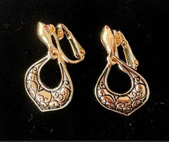 FR7206 Gold Filigree Open Heart Clip-on Metal Earrings