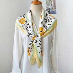 S25292 Sunflower Triangle Lightweight Scarf