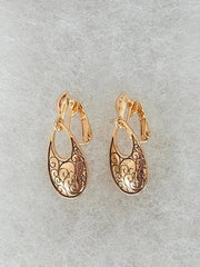 FR7219 Gold Filigree Open Teardrop Clip-on Metal Earrings