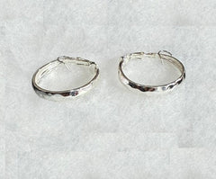 FR3715 Silver Hammered Metal Circle Clip Earrings