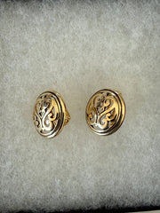 FR7193 Gold Filigree Round Metal Button Clip Earrings