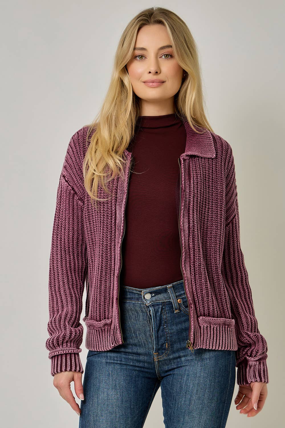 61683 Washed Ribbed Zip-Up Sweater
