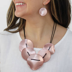 Rose Opaline Drift Necklace