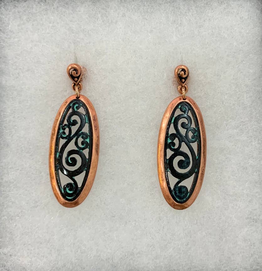 FR4346 Copper_Patina Filigree Cut Out Oval Clip Earrings