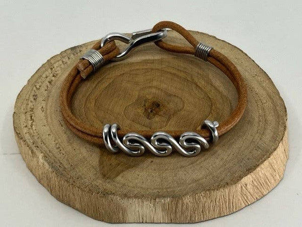Eddy Twist Bracelet