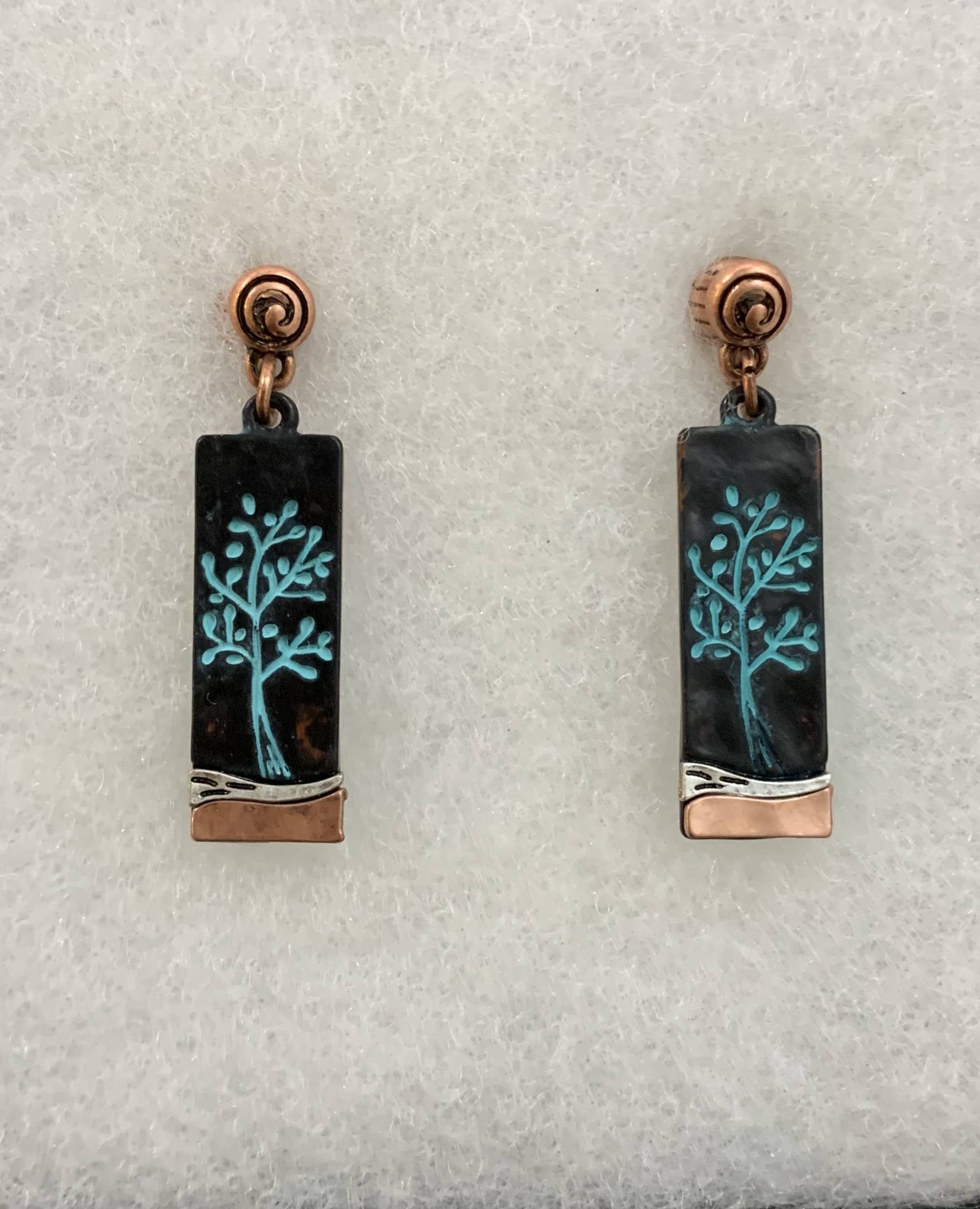 FR5941 Patina Tree of Life Tri-Tone Rectangle Clip Earrings
