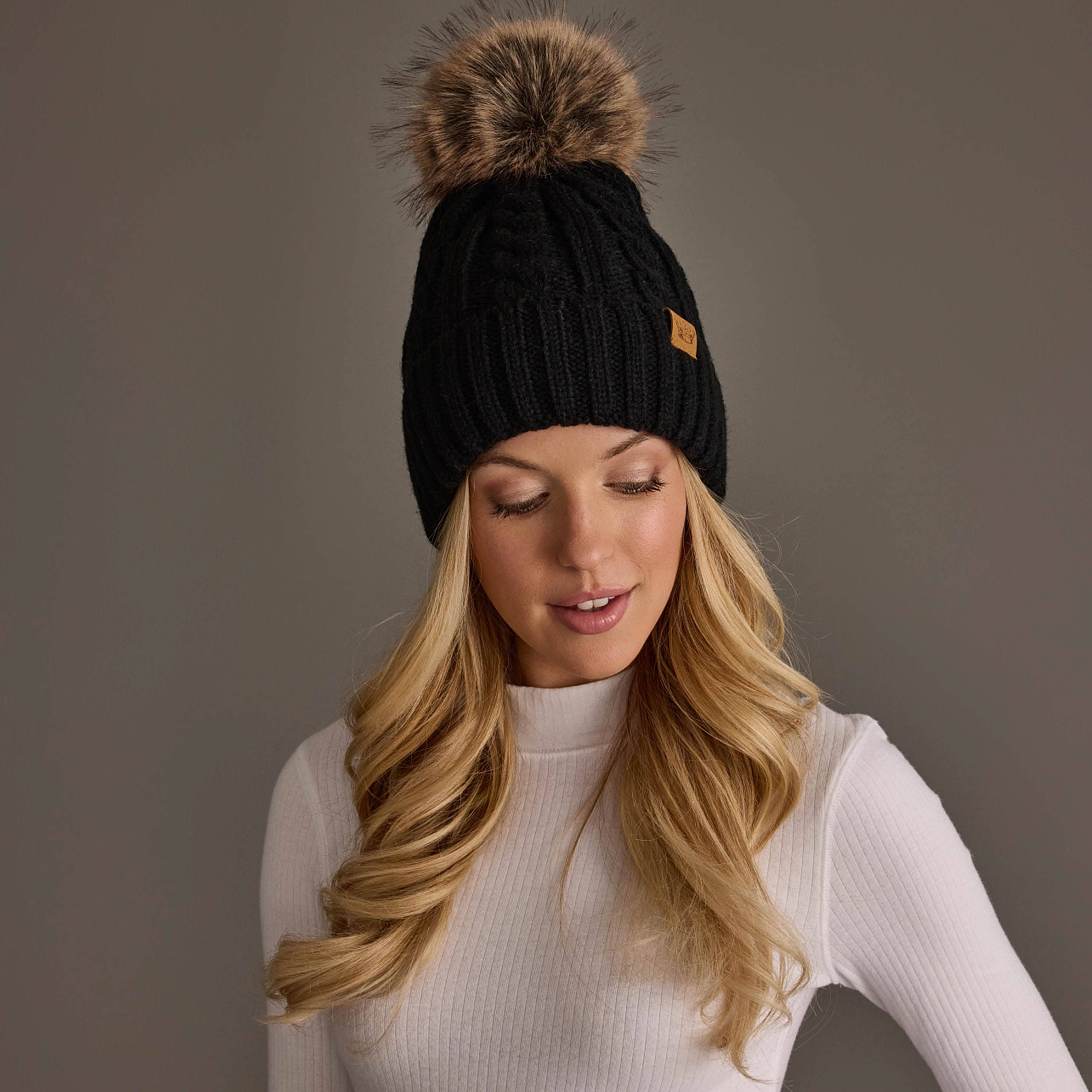 Black Cable Knit Design Pom Hat