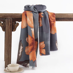 S25254 Fall Print Scarf