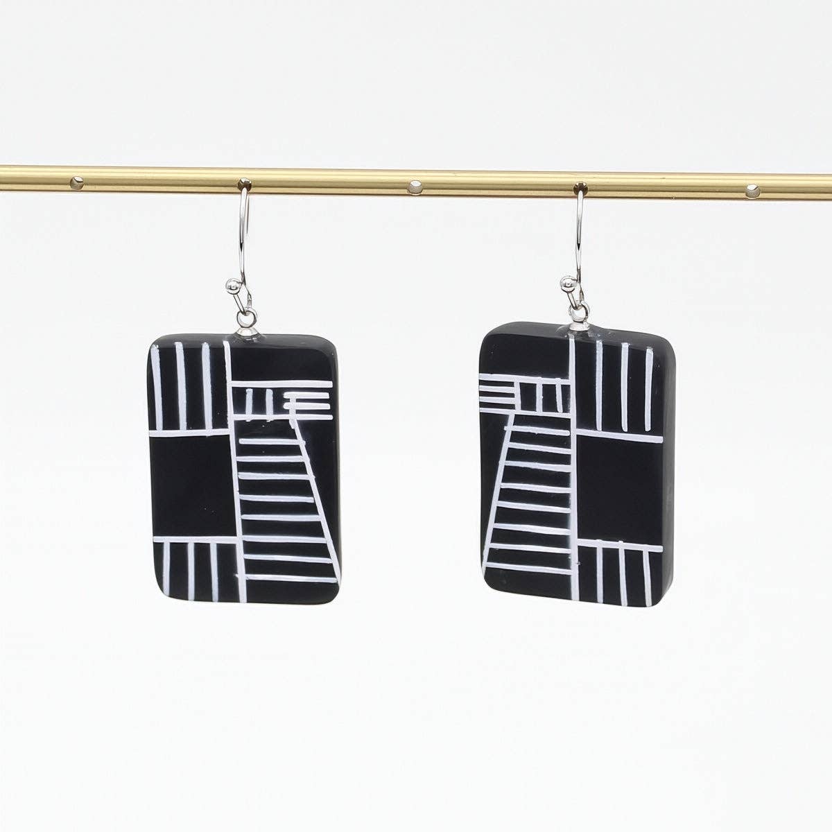 Black Geovibe Drop Earring