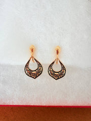 FR7206 Gold Filigree Open Heart Clip-on Metal Earrings